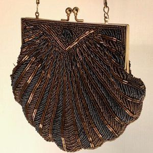 Elegant 2 Tone Beaded clasp evening purse, Scallop shape with shoulder chain